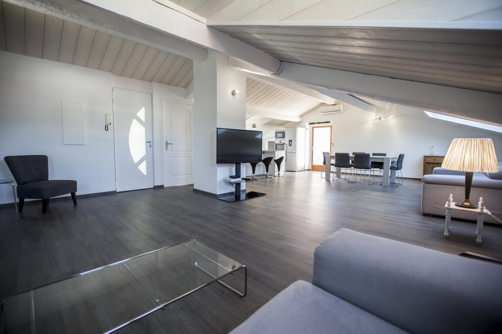 Appartamento Sherlock Loft By Connexion Cannes Esterno foto