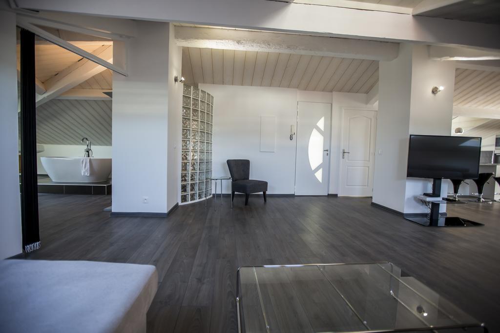 Appartamento Sherlock Loft By Connexion Cannes Esterno foto